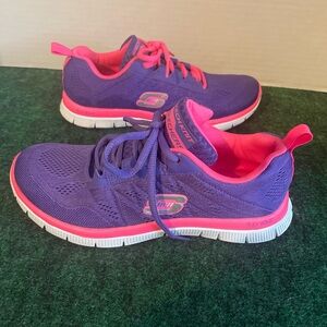 Skechers Womens 7 Skech Knit Flex Sole Shoes  Purple/Pink/White